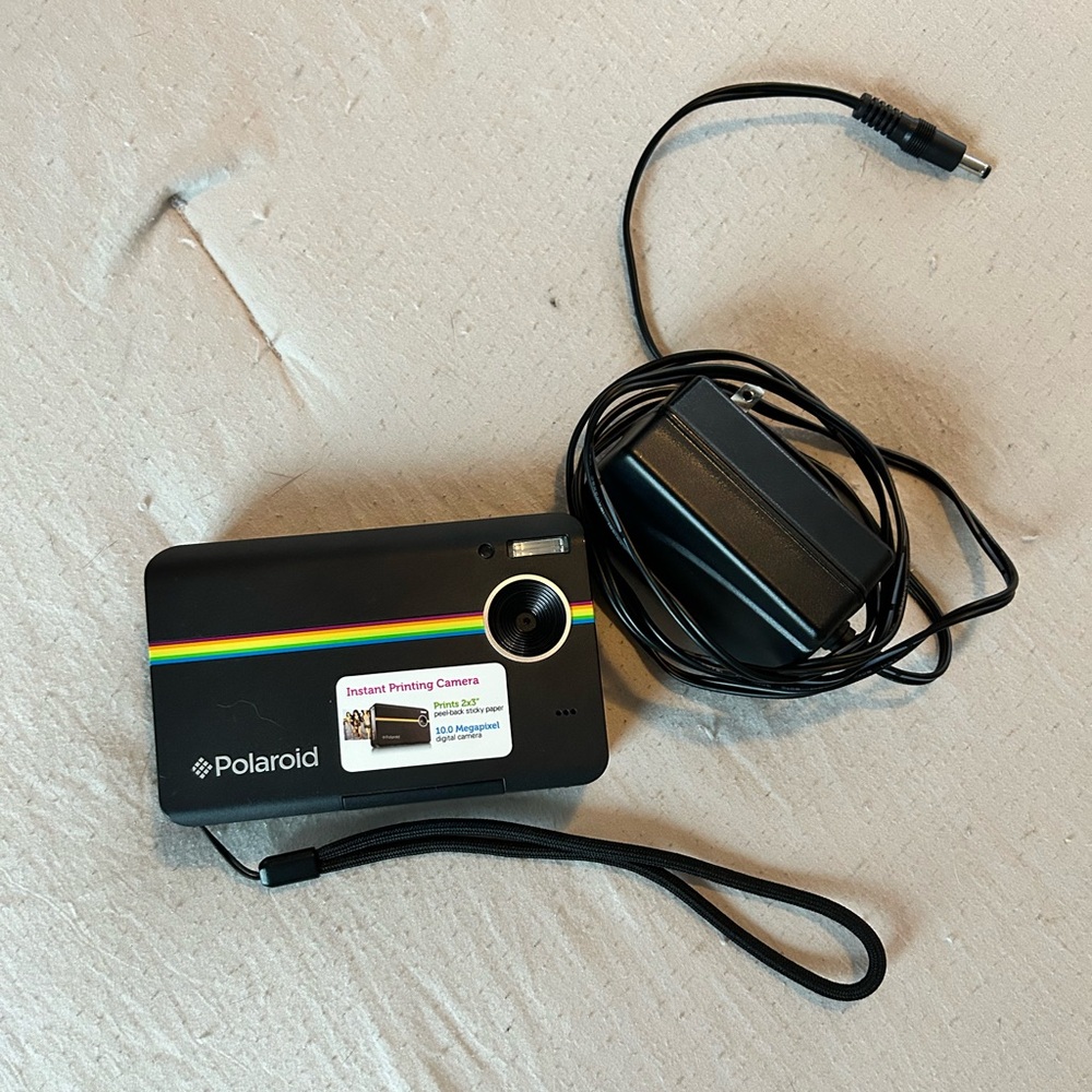 Polaroid Z2300 10 MP 6x Zoom Instant Print Digital Camera